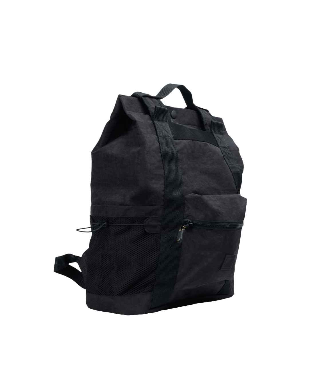 Three-quarter side view of the black SYMA Chorus 17L 2-way backpack tote, highlighting the side mesh water bottle pocket with drawstring, front zipper compartment, and sturdy 2cm nylon webbing