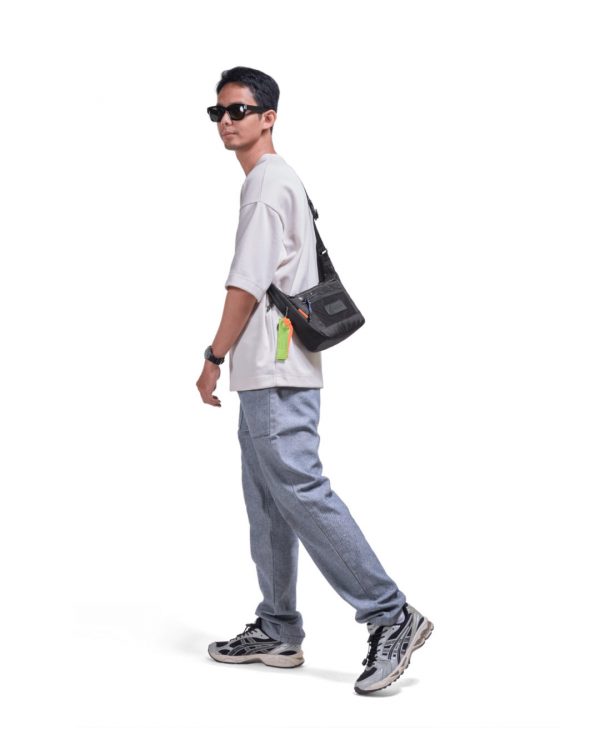 Alternative view of Blitz Sling Bag