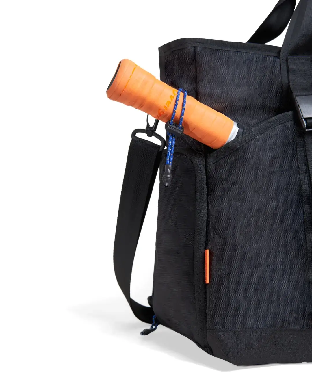 Close-up detail of racket sleeve and paracord tie on SYMA Miles Racket-Tote Black. Padel & tennis bag