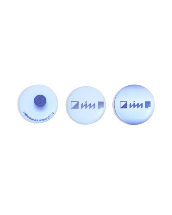 Alternative view of Serenata Button Set