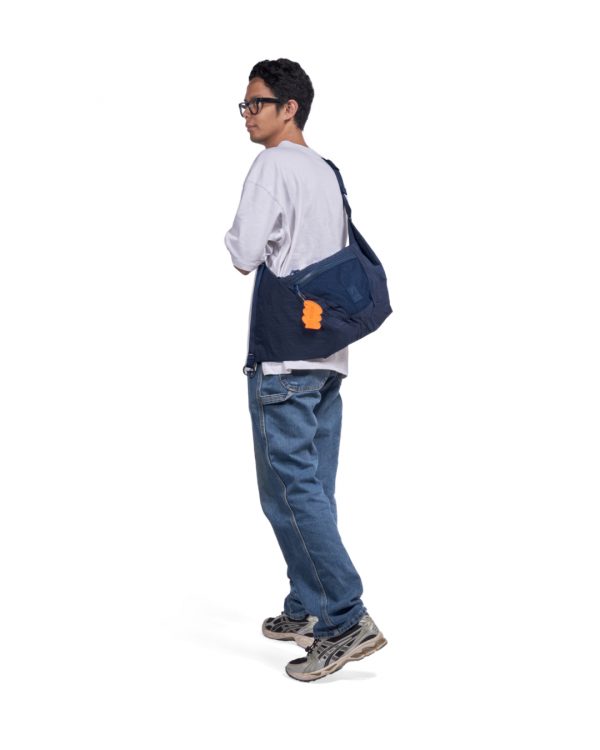 Alternative view of Serenata Sling Bag Navy